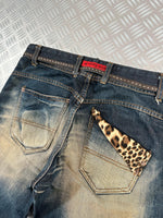 Vintage Flared Japanese y2k Jeans 2000s style