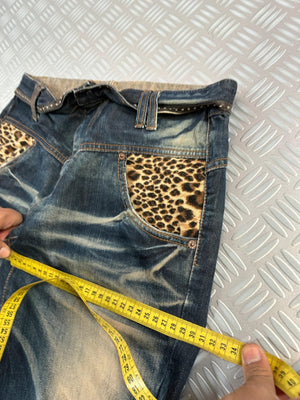 Vintage Flared Japanese y2k Jeans 2000s style