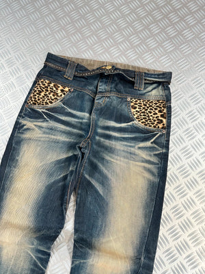 Vintage Flared Japanese y2k Jeans 2000s style