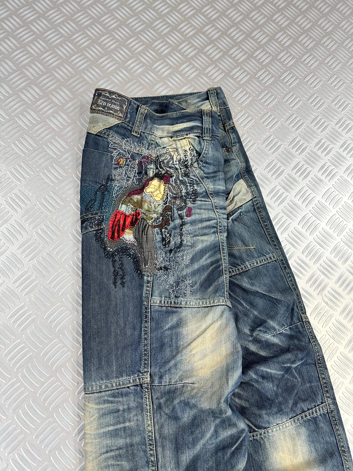 Vintage Japanese i2n y2k collection Jeans 2000s rare piece