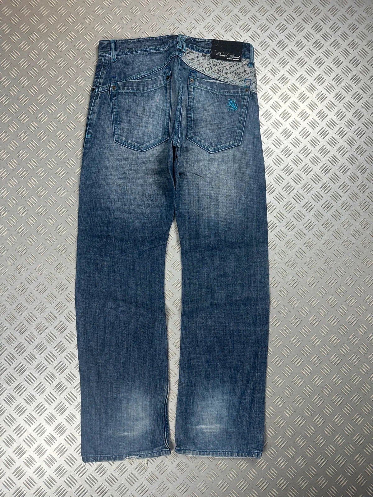 Vintage Hip Hop Japanese Jeans 2000s style