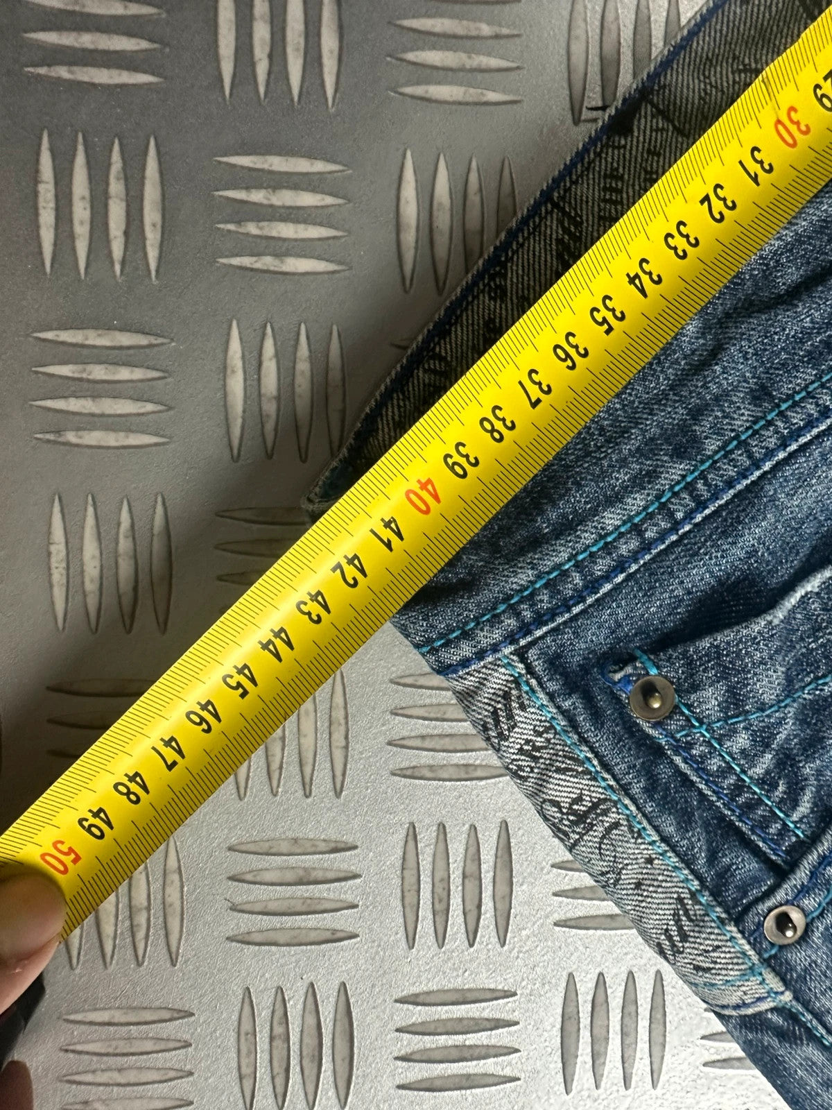 Vintage Hip Hop Japanese Jeans 2000s style