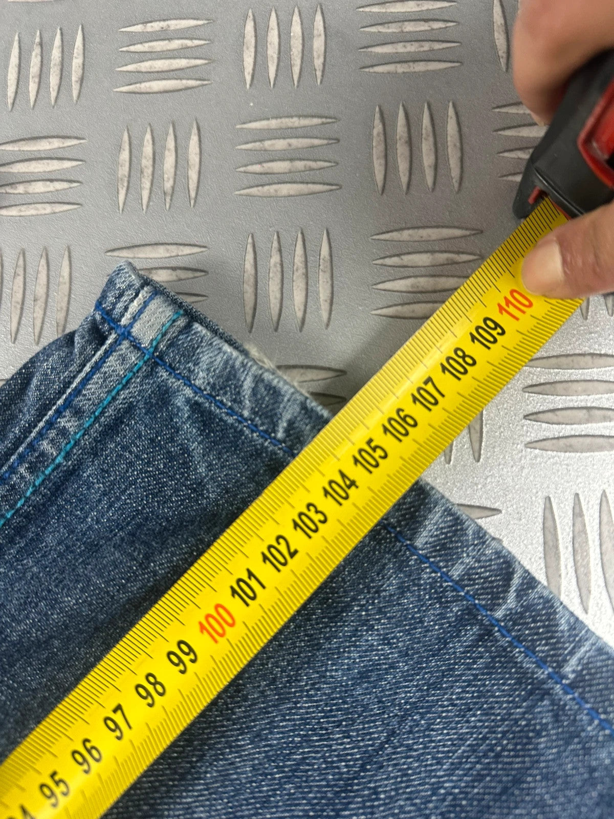 Vintage Hip Hop Japanese Jeans 2000s style