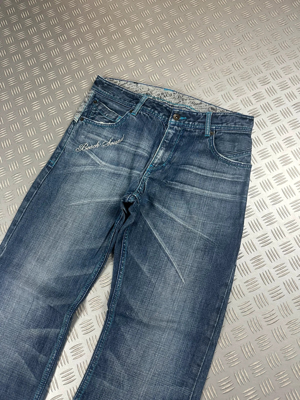 Vintage Hip Hop Japanese Jeans 2000s style