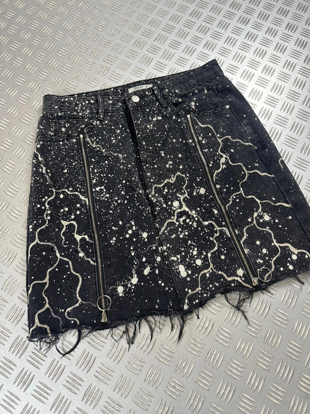 Vintage Distressed y2k dark skirt 90s rare piece