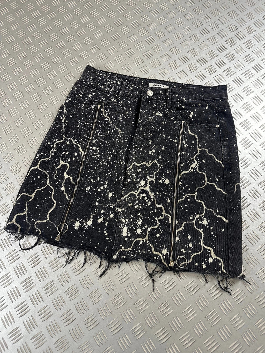 Vintage Distressed y2k dark skirt 90s rare piece