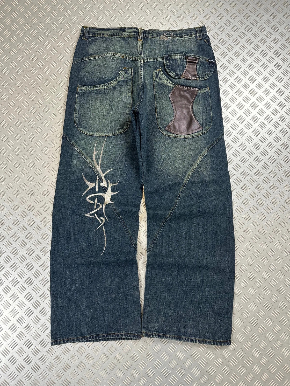 Vintage Tribal y2k Hip Hop Ultra Baggy Jeans 2000s rare piece
