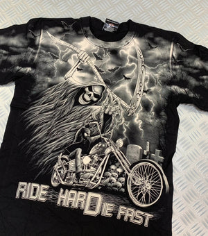 Vintage Y2k Graphic T-shirt affliction style 90s