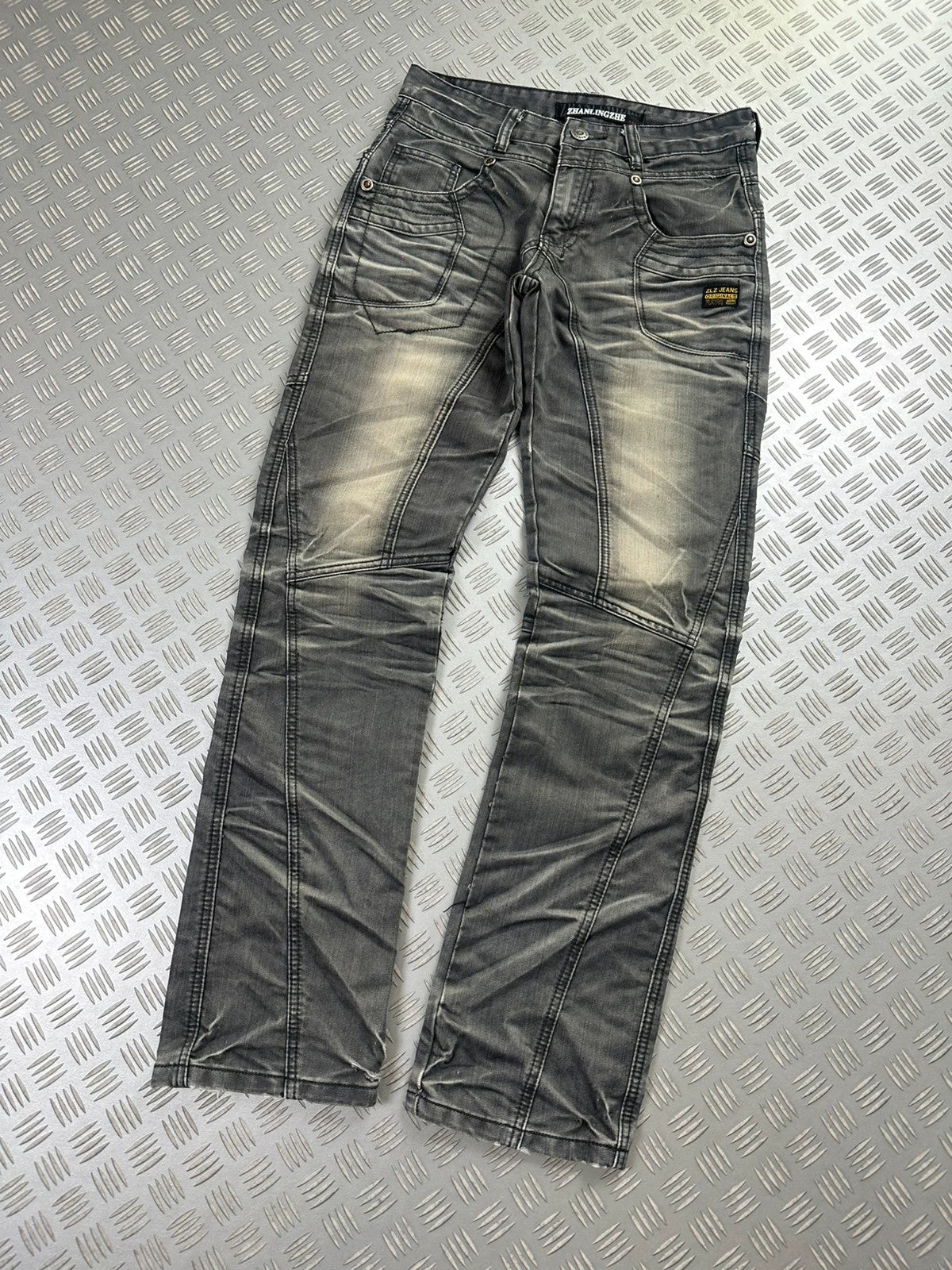 Vintage Flared y2k Japanese Faded Jeans 2000s style
