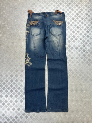 Vintage y2k Japanese boot cut Flared jeans 2000s