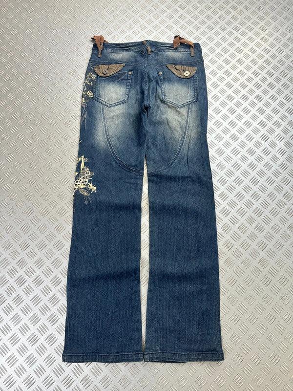 Vintage y2k Japanese boot cut Flared jeans 2000s