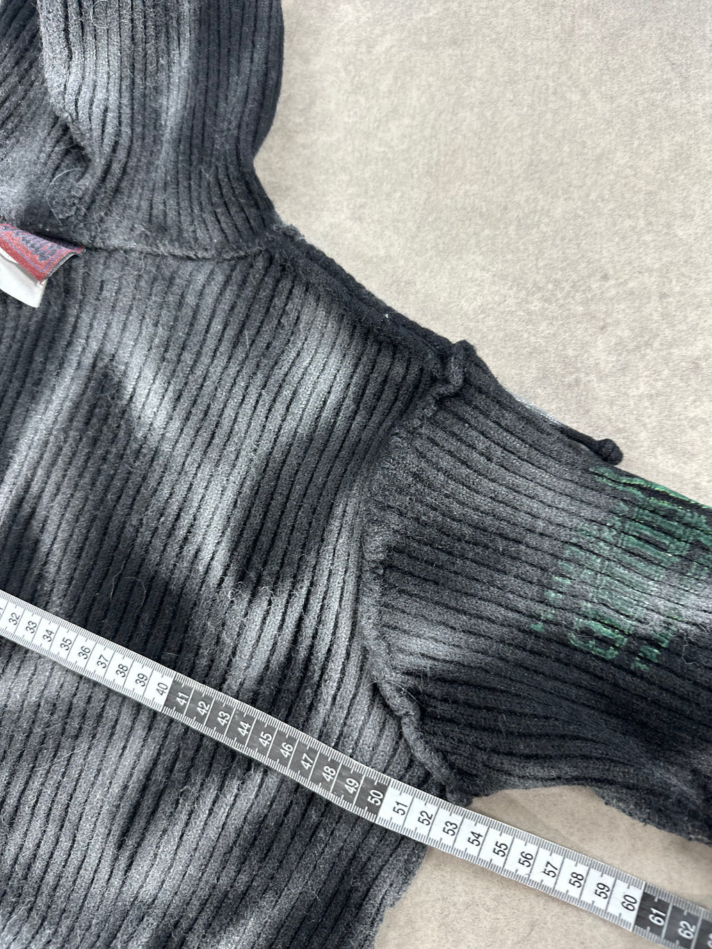 Vintage Knitted Hooded Sweater Y2k Custom boxy fit (S)