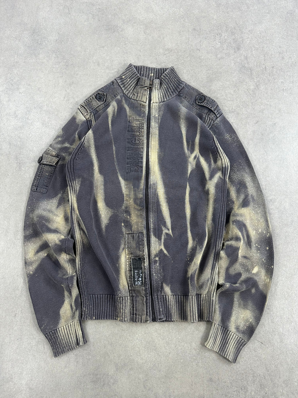 Full zip knitted sweater y2k custom 00’s (M)