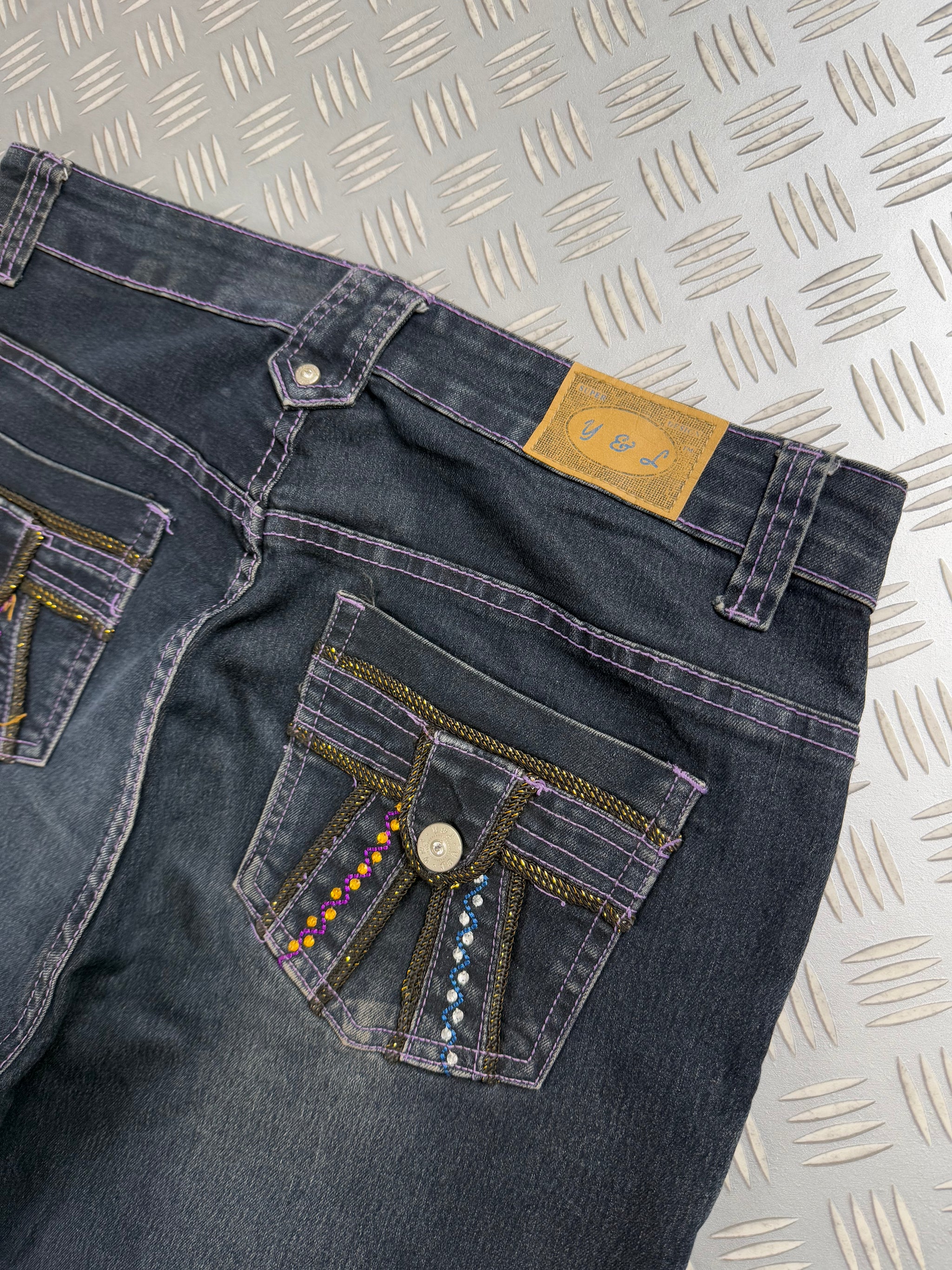 Vintage Y2K Japanese Boot cut Jeans (40)