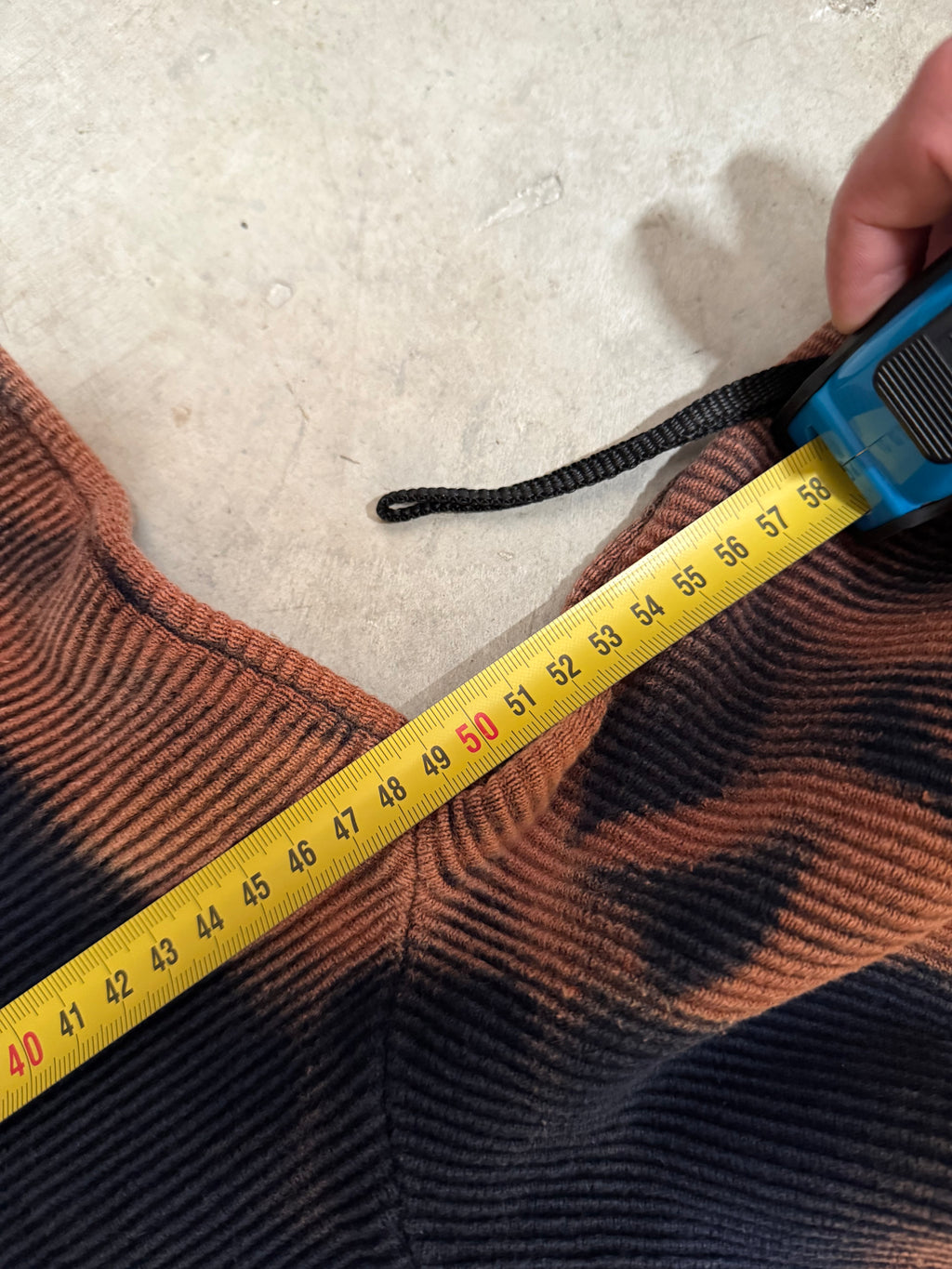 Vintage Knitted Bleached Y2k Sweater custom (S)