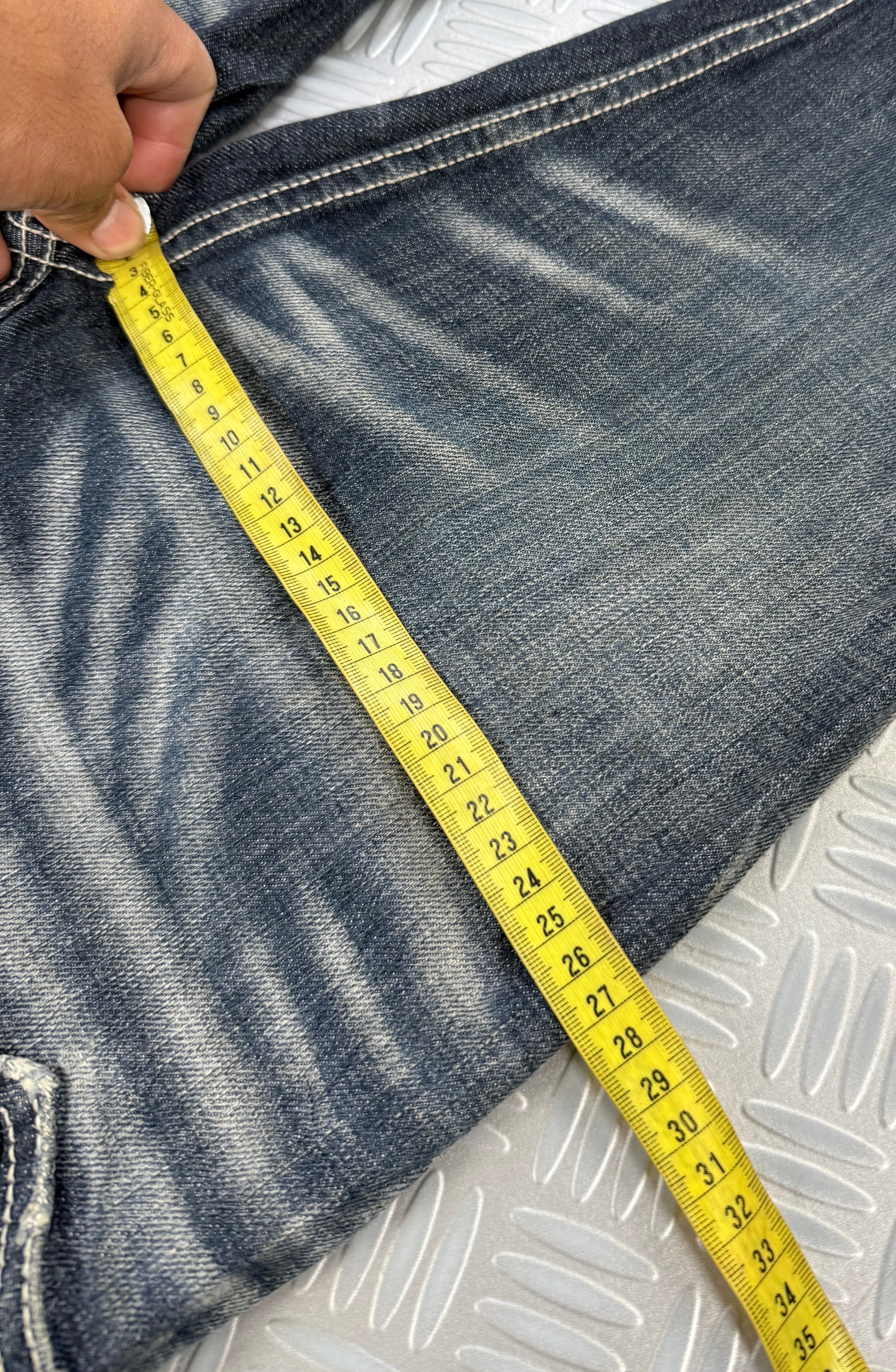 Vintage Japanese bootcut faded jeans (M)