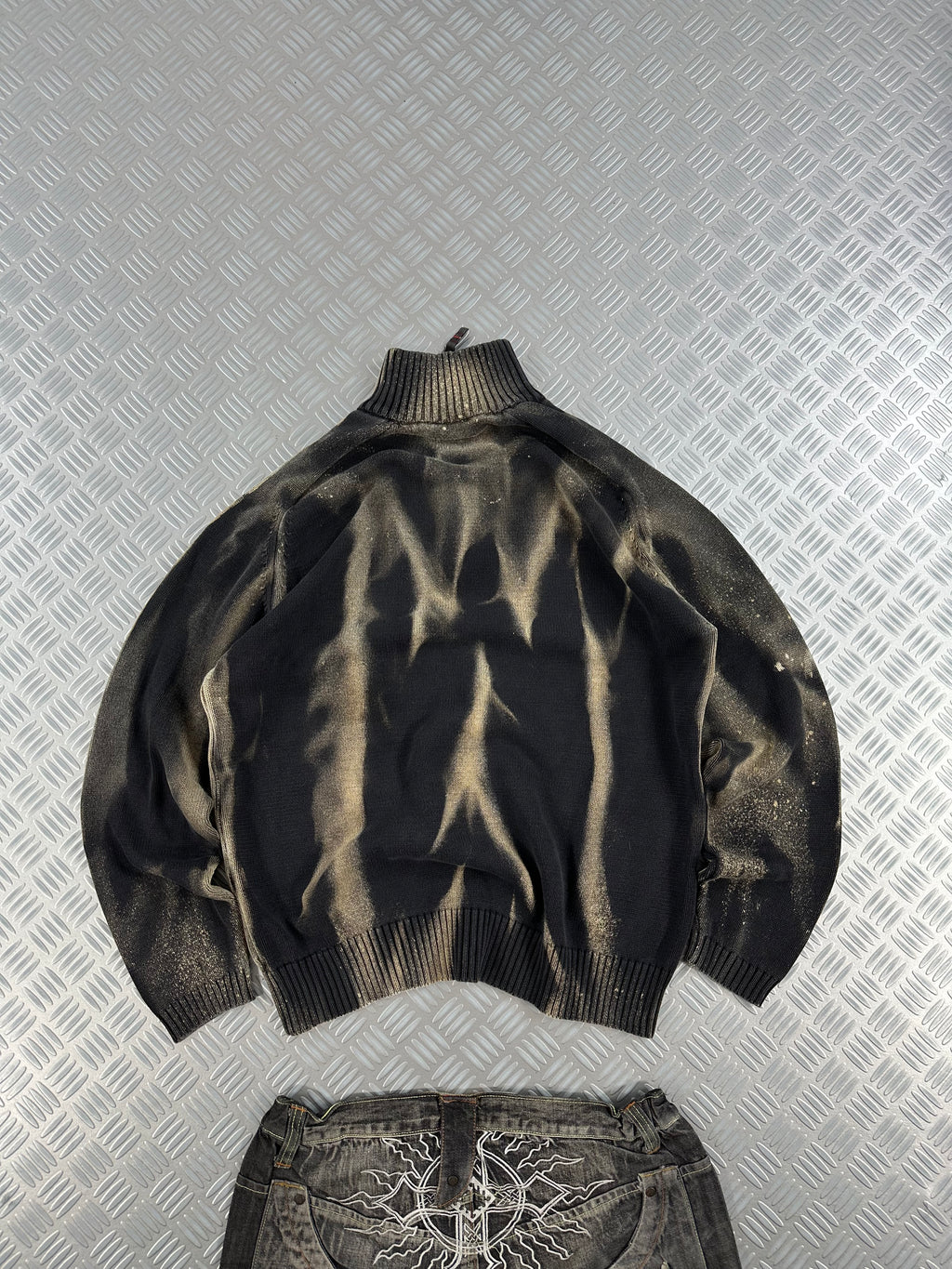 Vintage Knitted Y2k Mid Zip bleached Sweater (XL)
