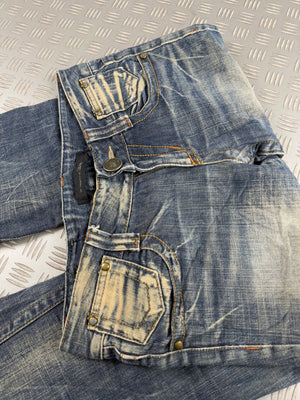 Vintage Y2K Flared Japanese Jeans (39)