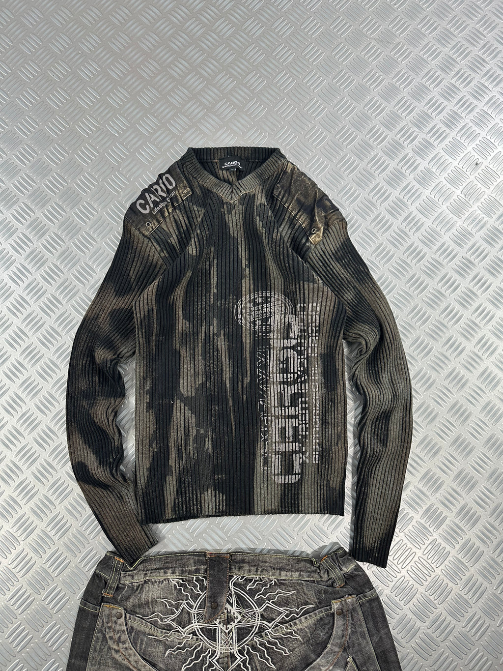 Knitted sweater vintage y2k custom fitted (M)