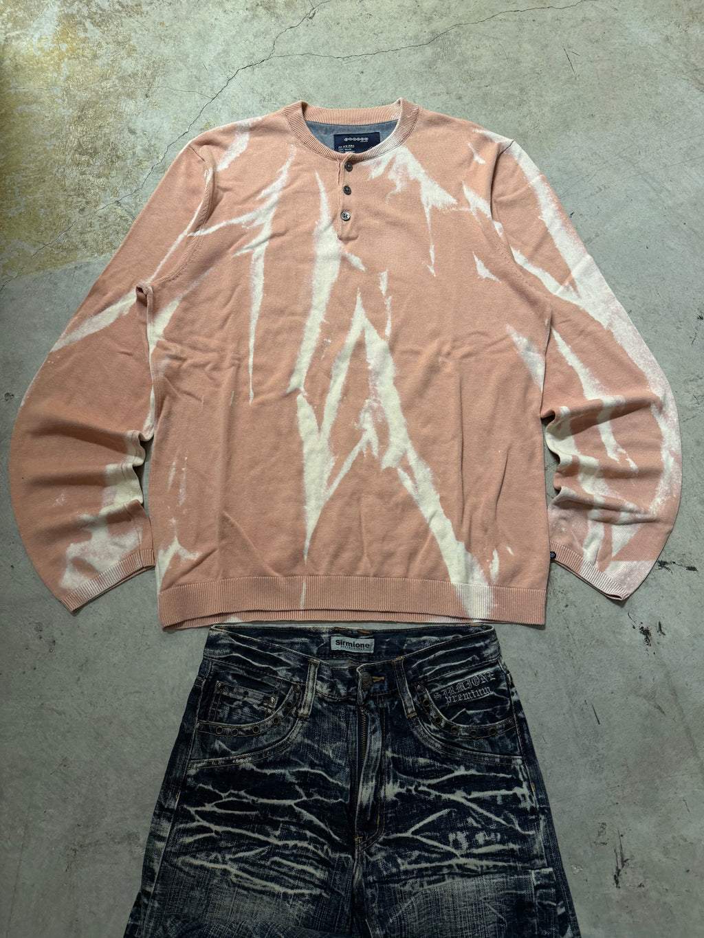 Vintage Knitted Bleached Y2k Sweater custom (XL)