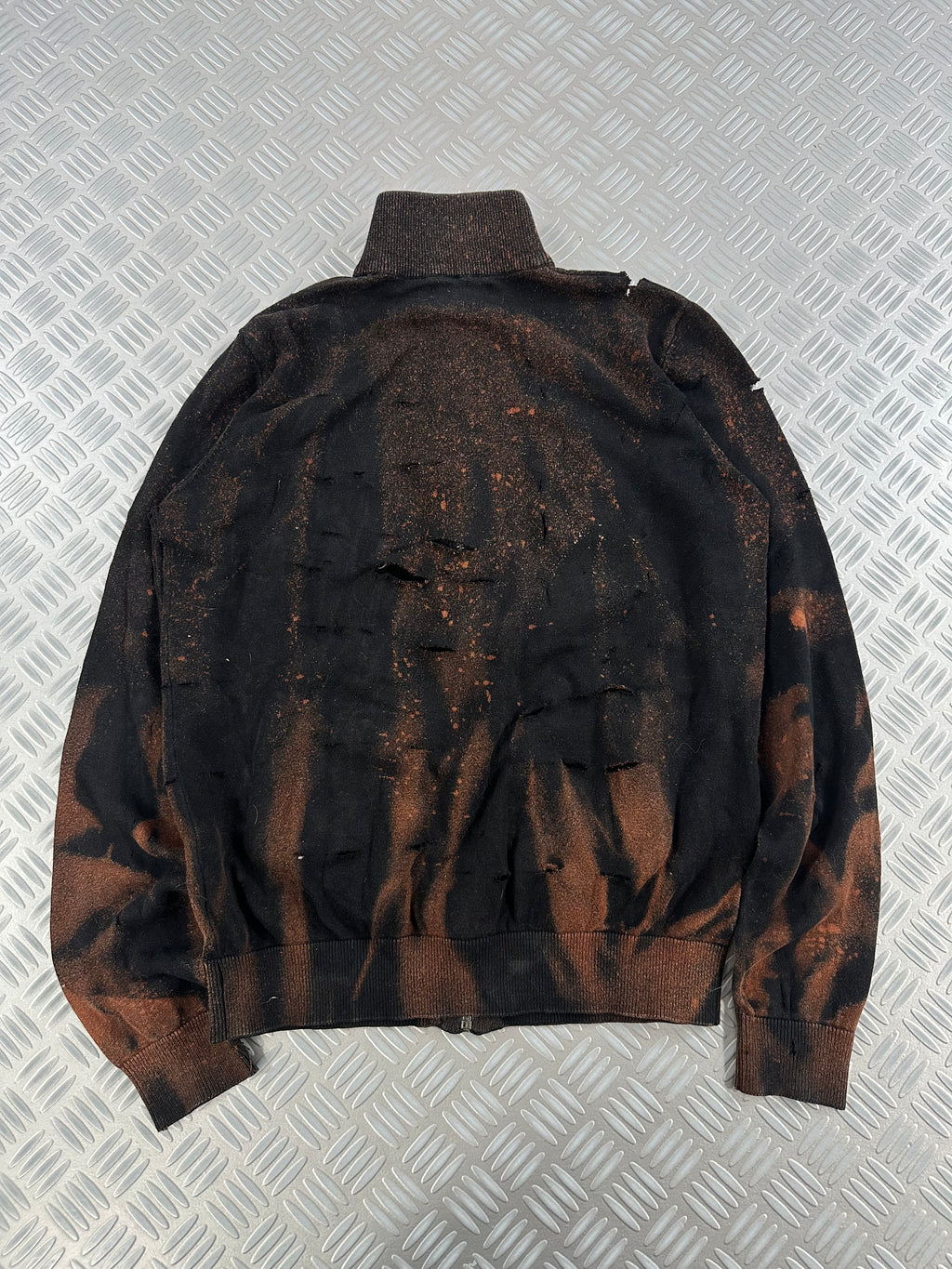 Disstresed full zip sweater custom y2k (M)