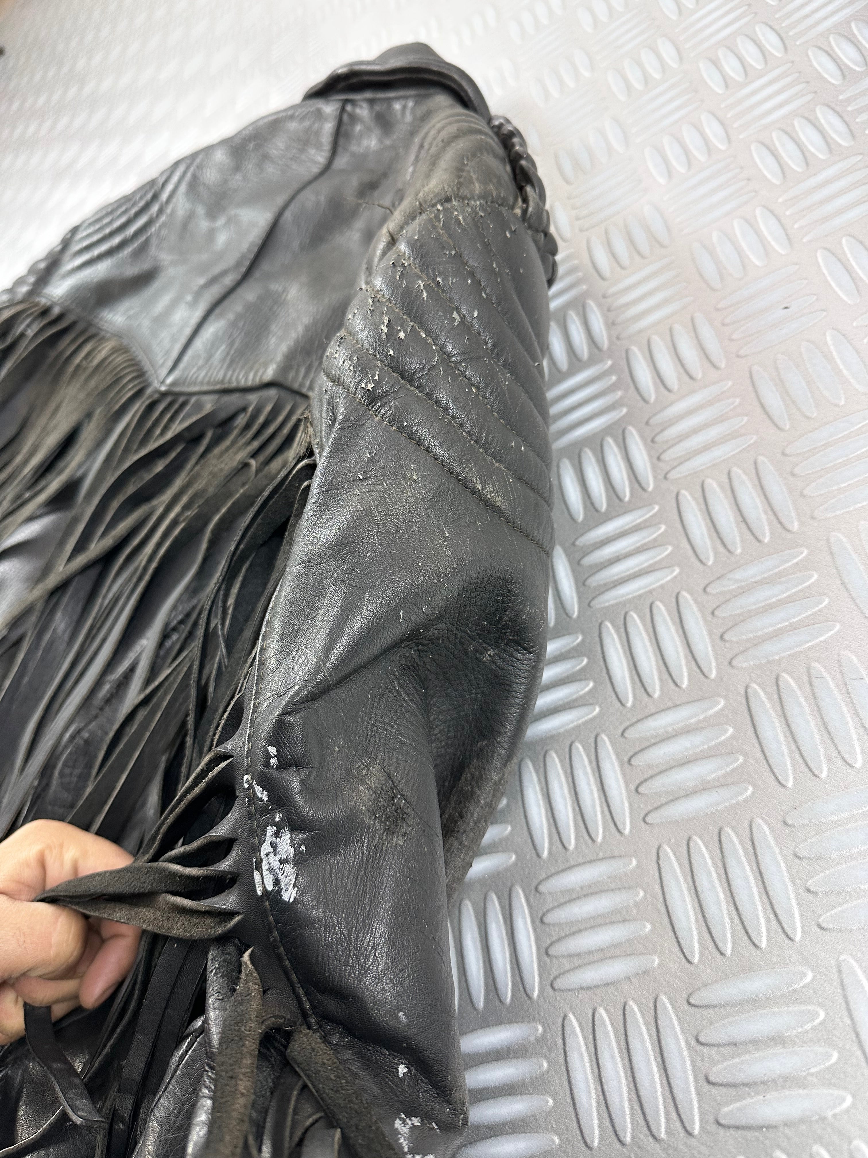 Fringed vintage lether jacket 90’s