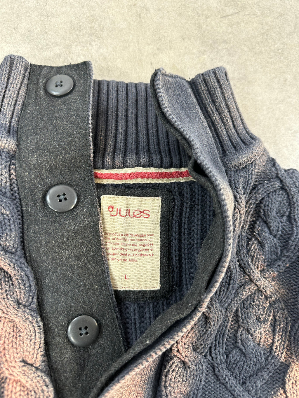 Mid zip knitted sweater y2k custom fitted (L)