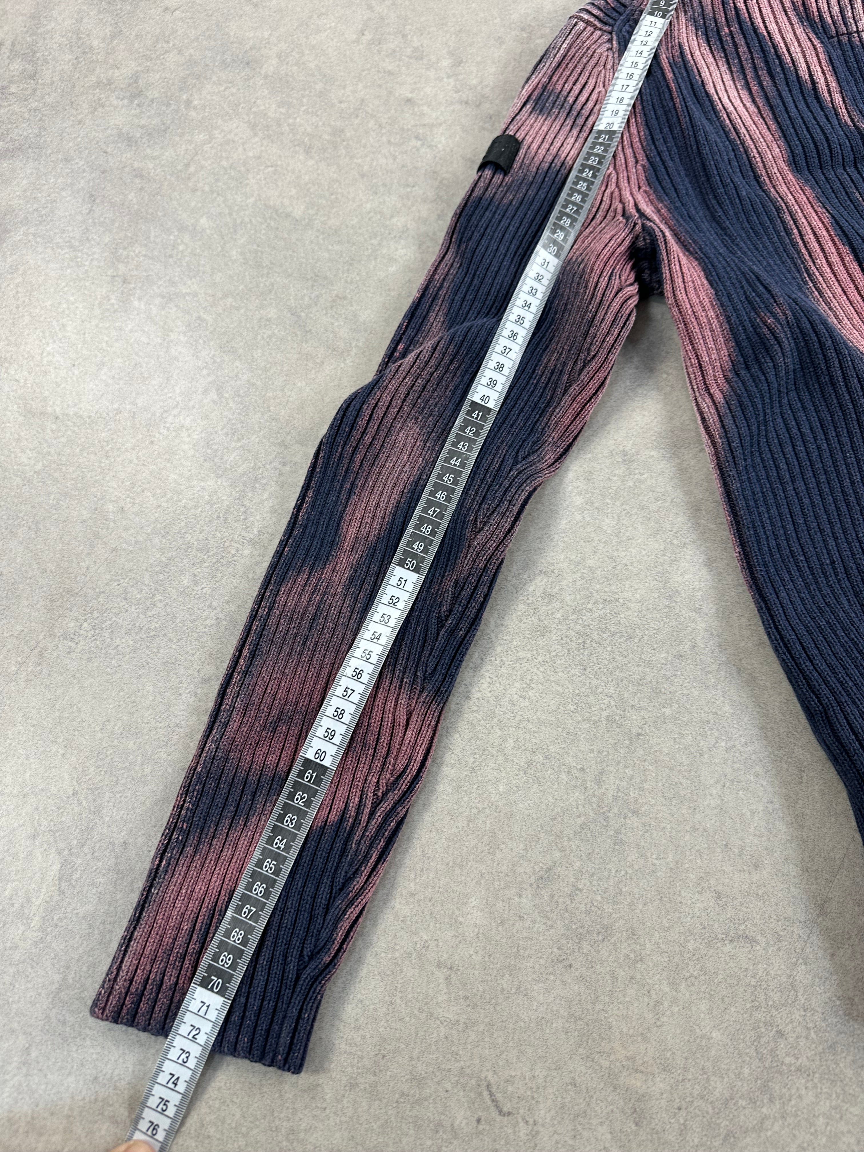 Full zip knitted sweater custom 00’s y2k (L)