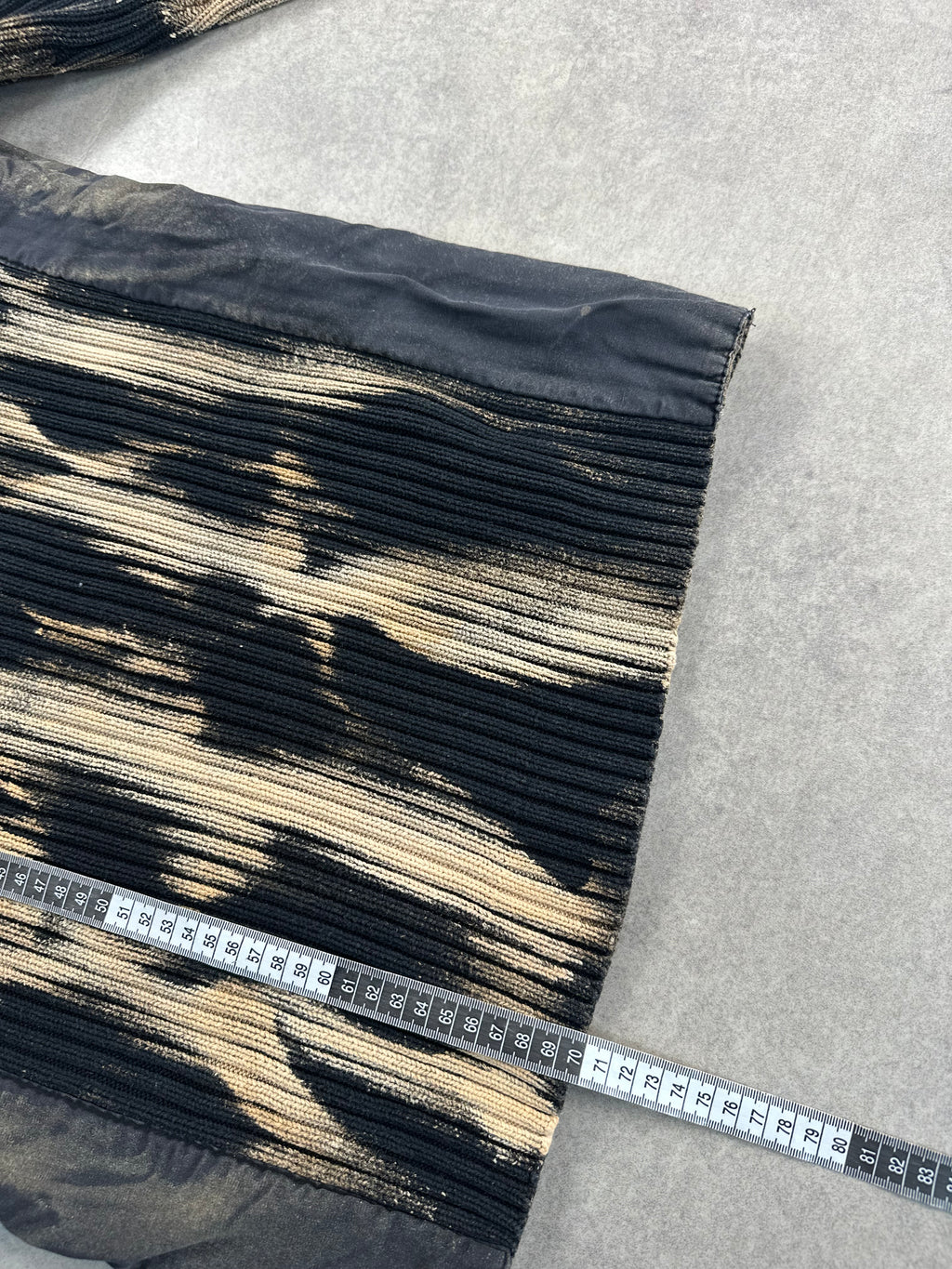 Asymmetrical knitted sweater vintage y2k custom (L)