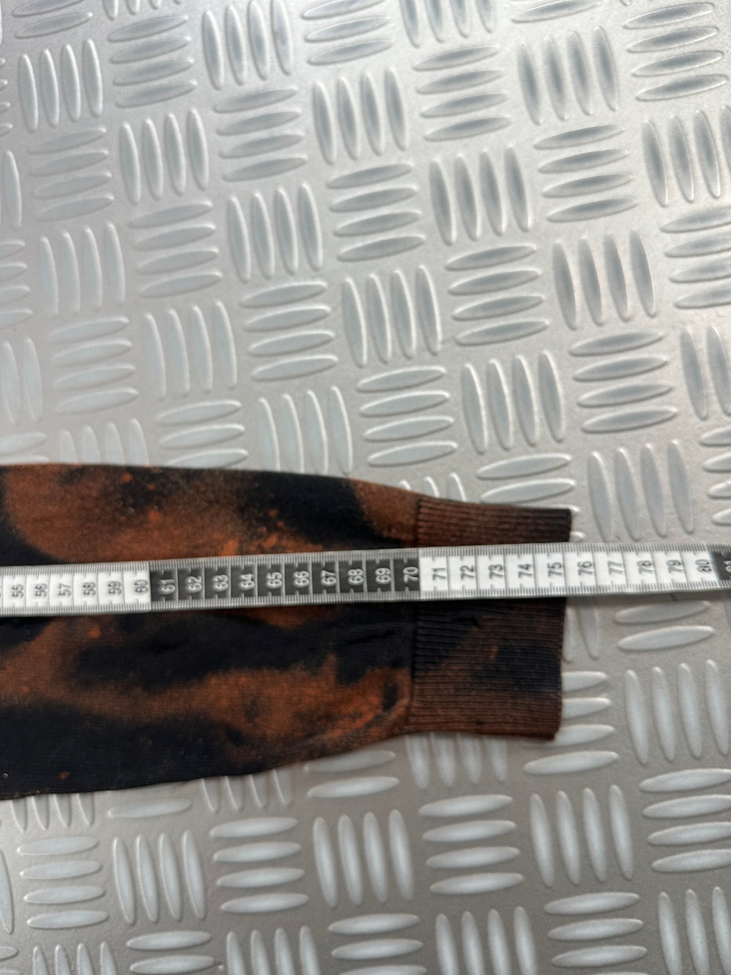 Disstresed full zip sweater custom y2k (M)
