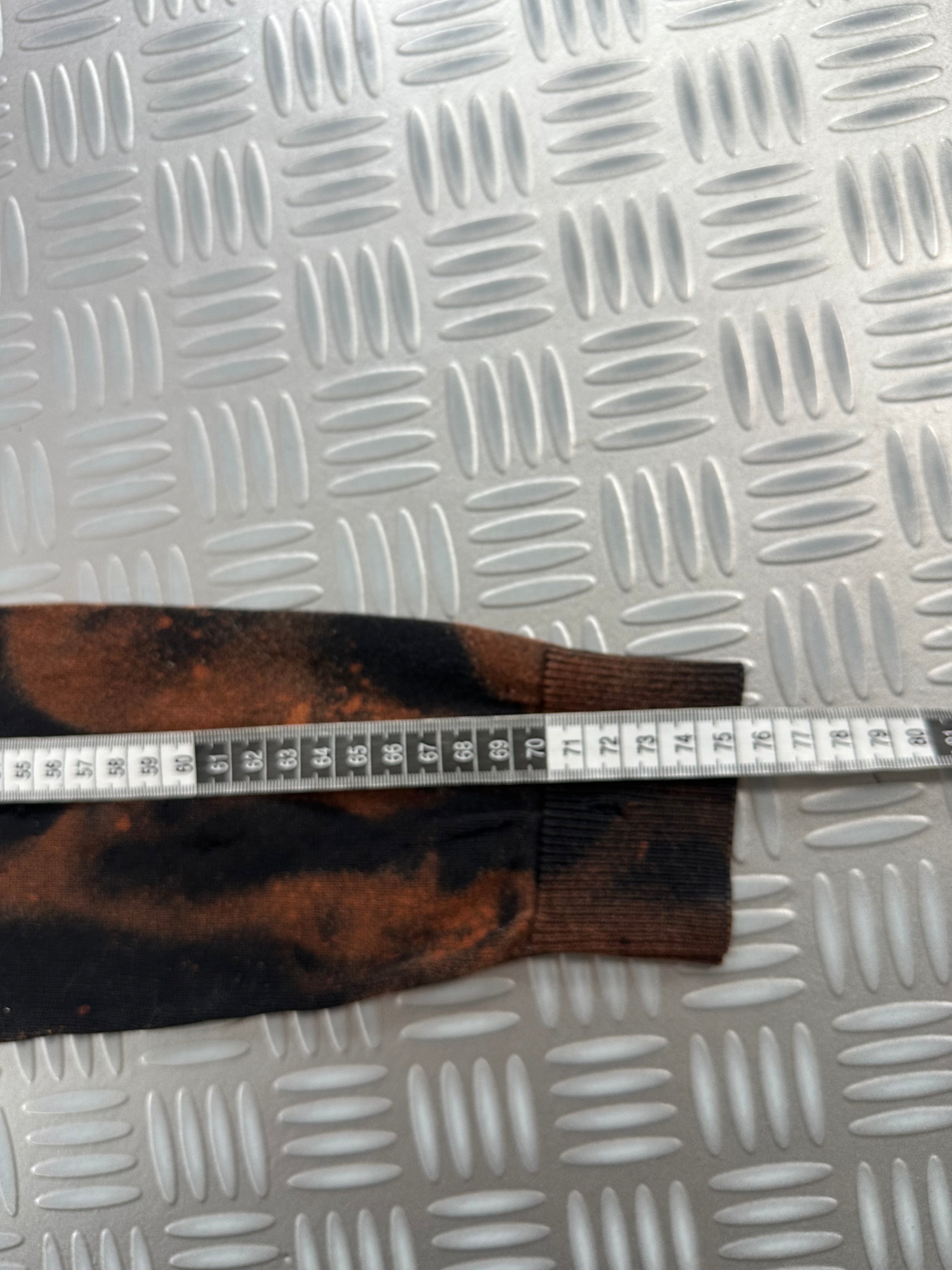 Disstresed full zip sweater custom y2k (M)