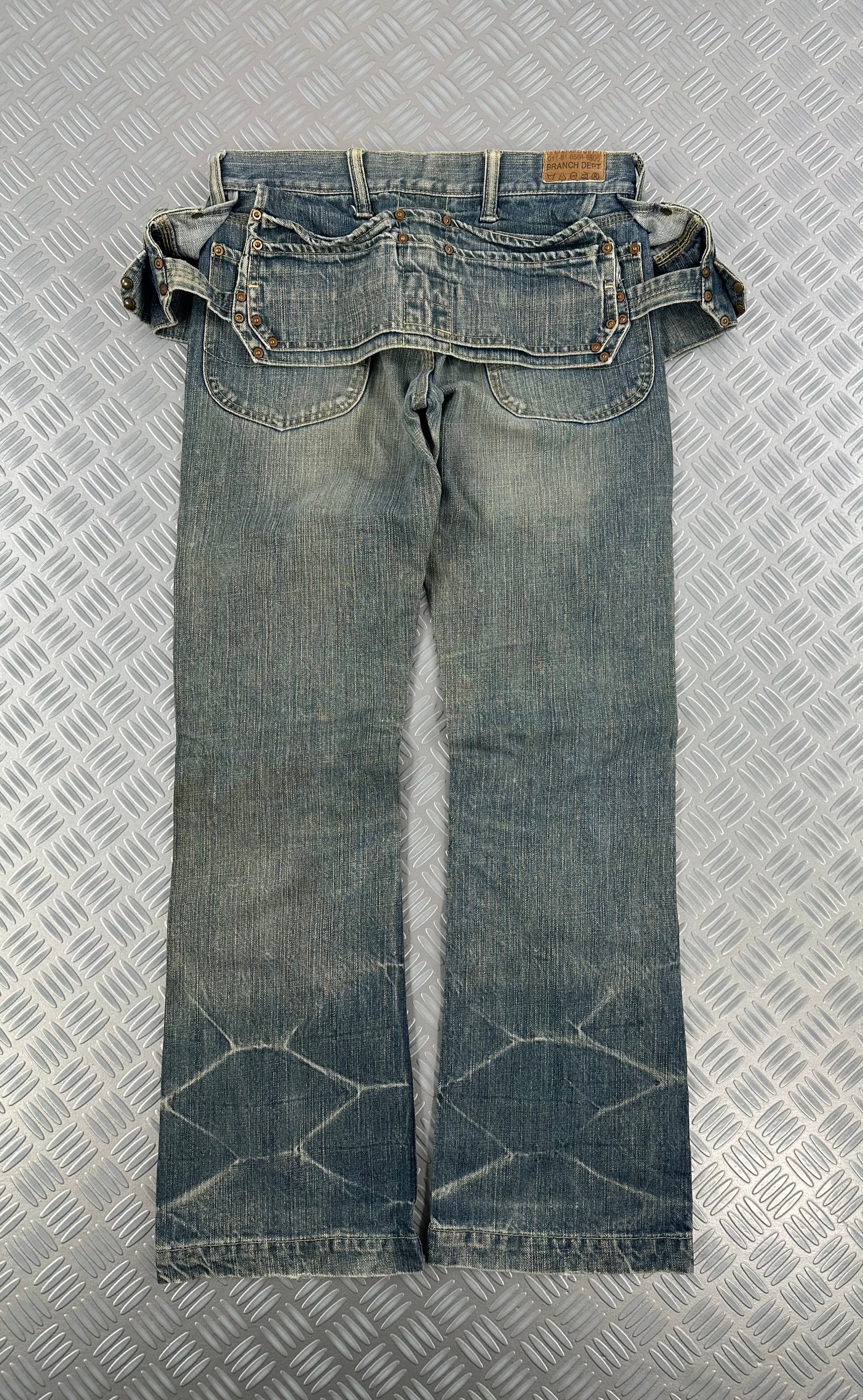 Flared jeans y2k 00’s multipocket made in Japan (M)