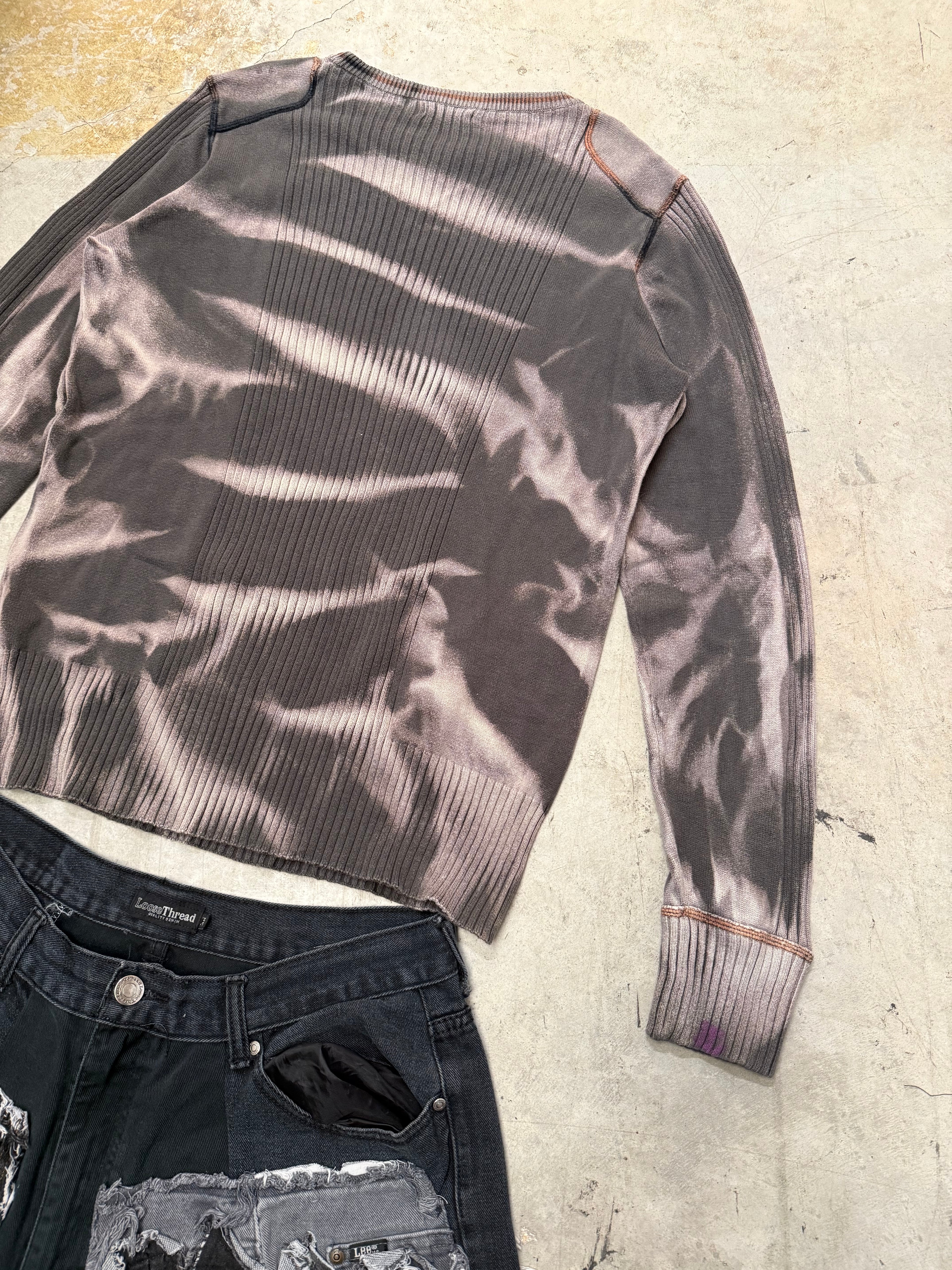 Vintage Knitted Y2k Bleached Sweater custom (XL)