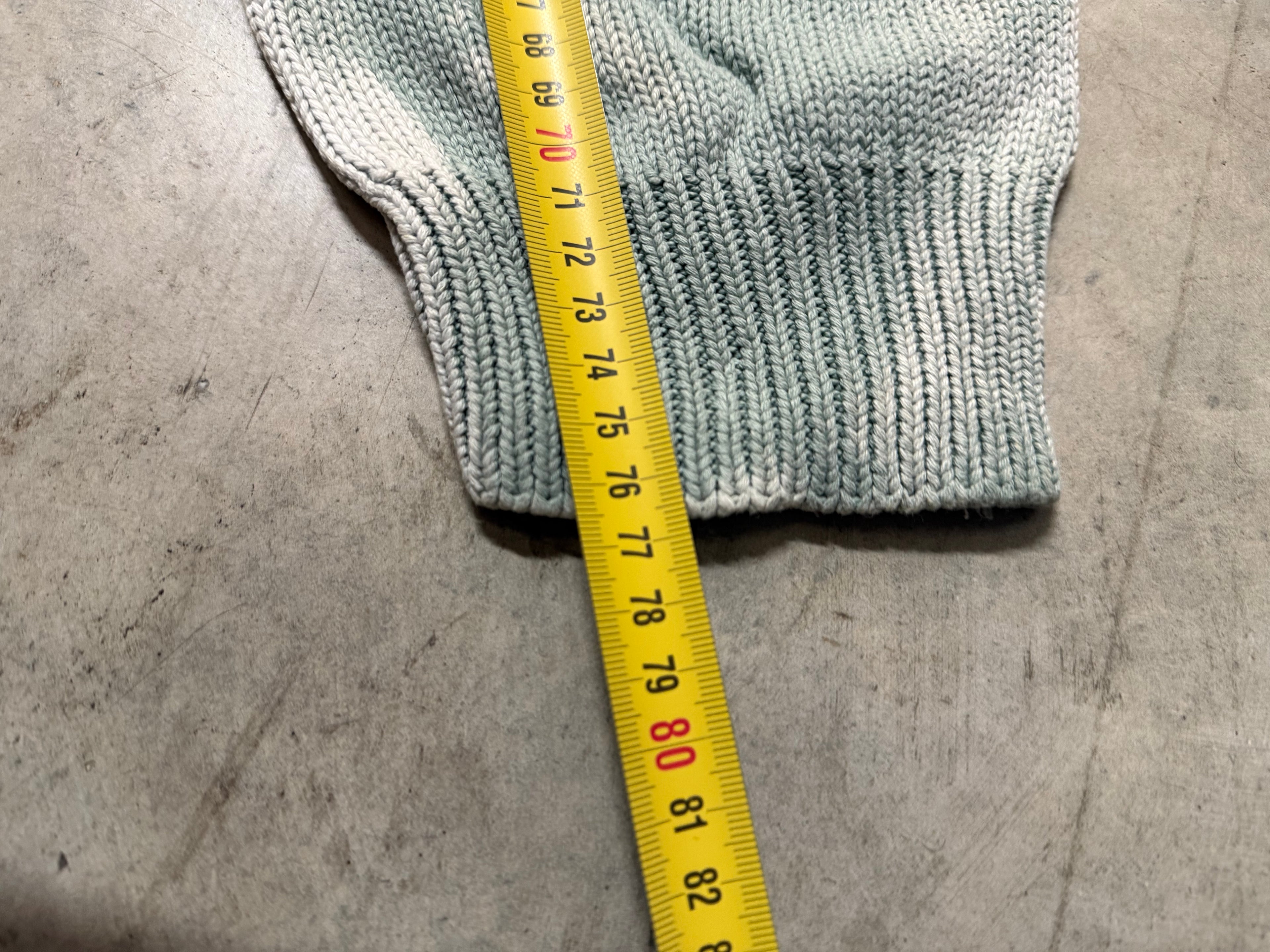 Vintage Knitted Y2k Bleached Sweater (L)