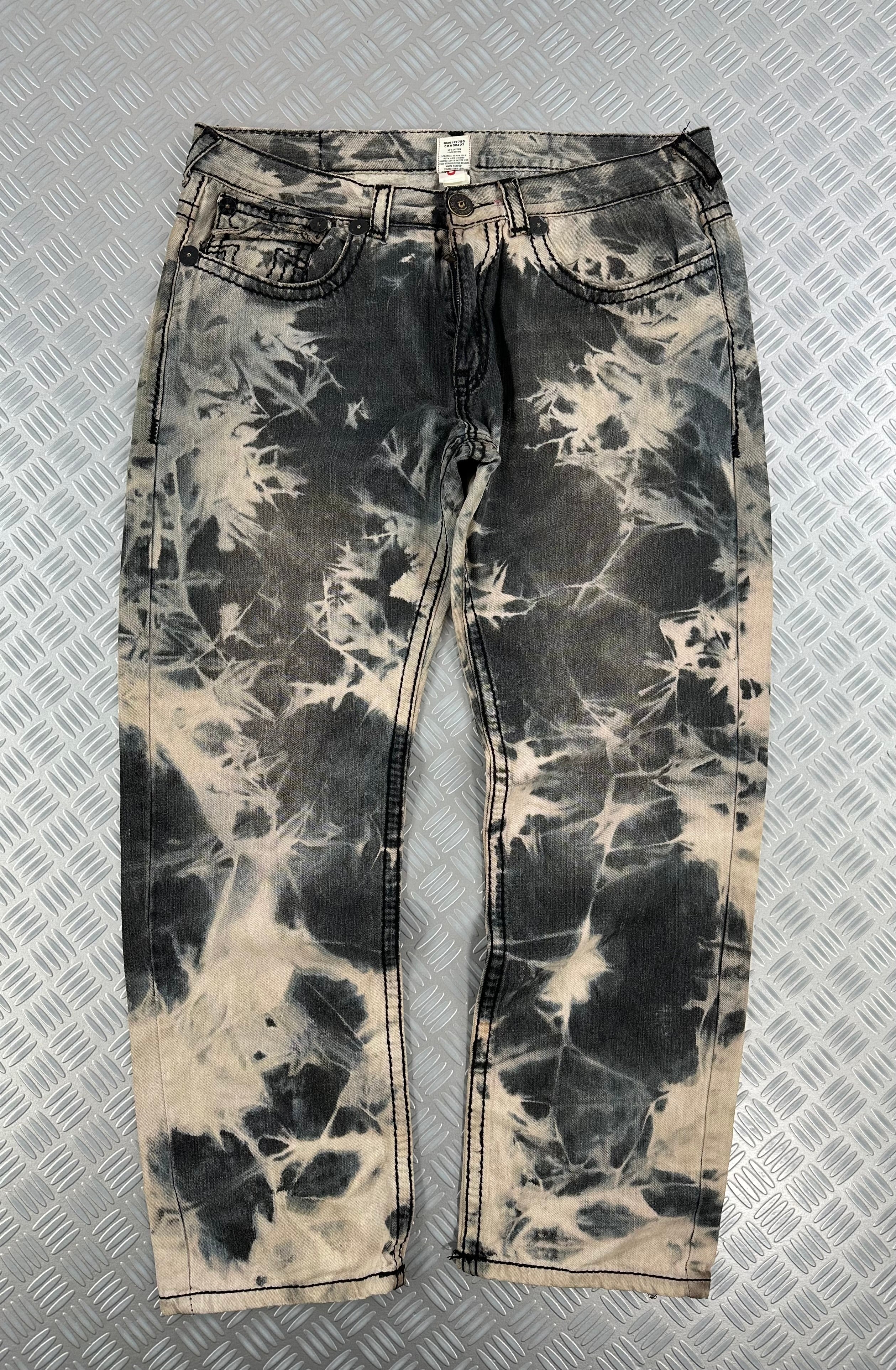 True religion rainbow billy jeans custom acid washed 00’s (XXL)