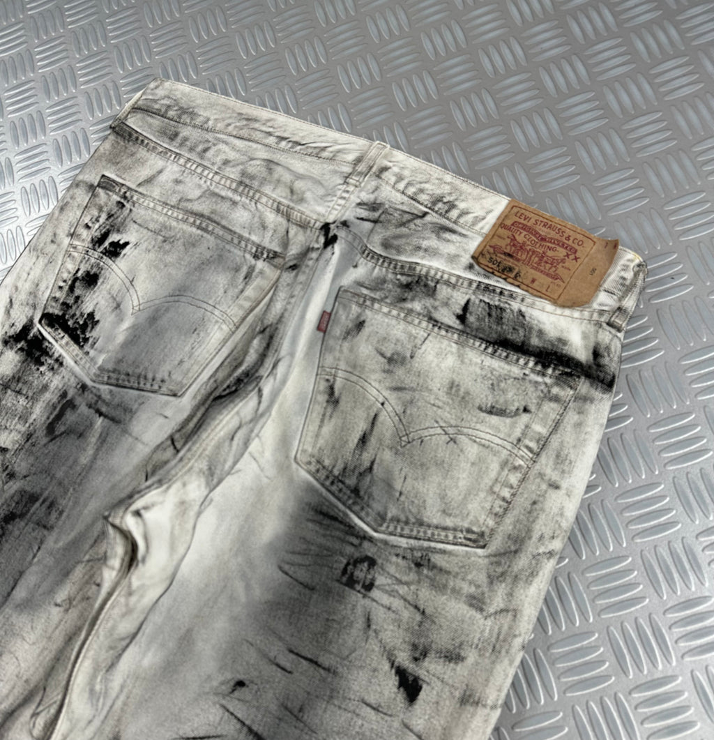 Vintage Levi’s 501 jeans handmade y2k style (XL)