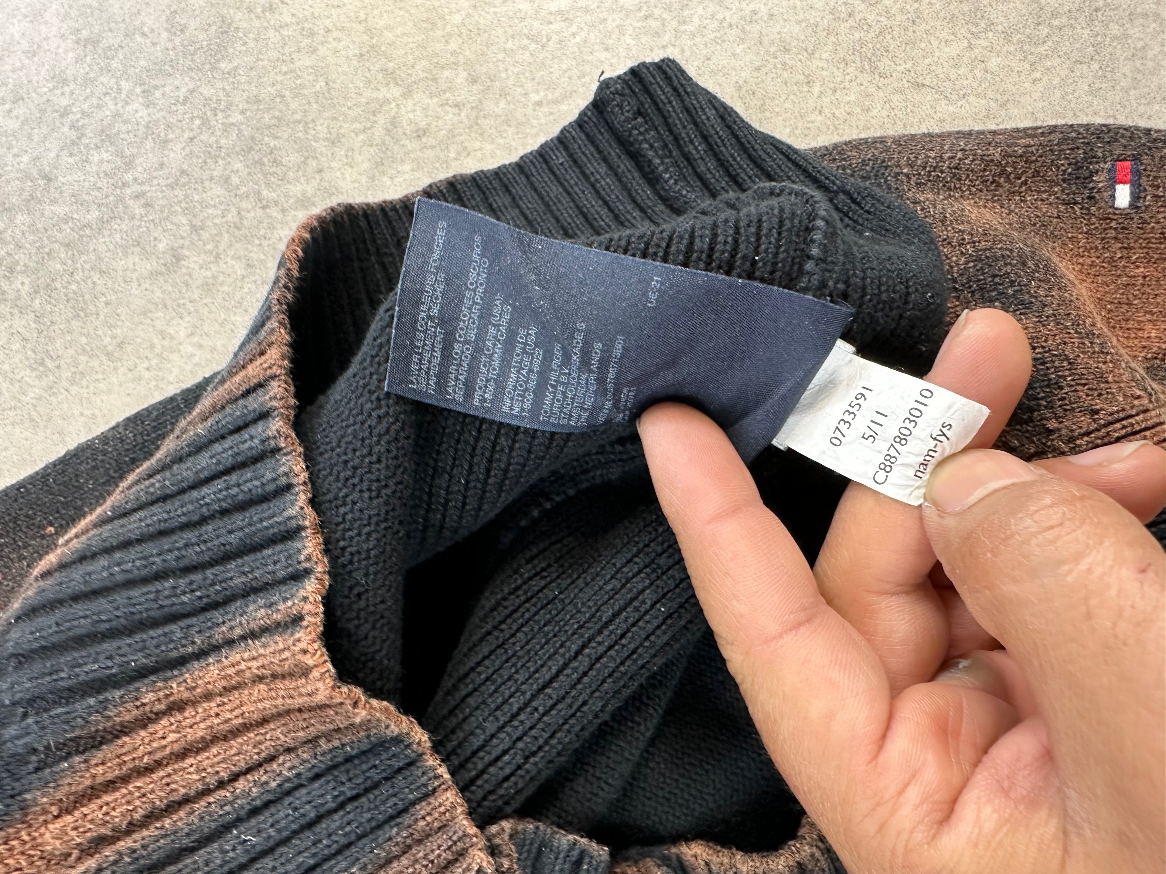 Vintage Tommy Hilfiger Y2k Knitted Bleached Sweater (S)