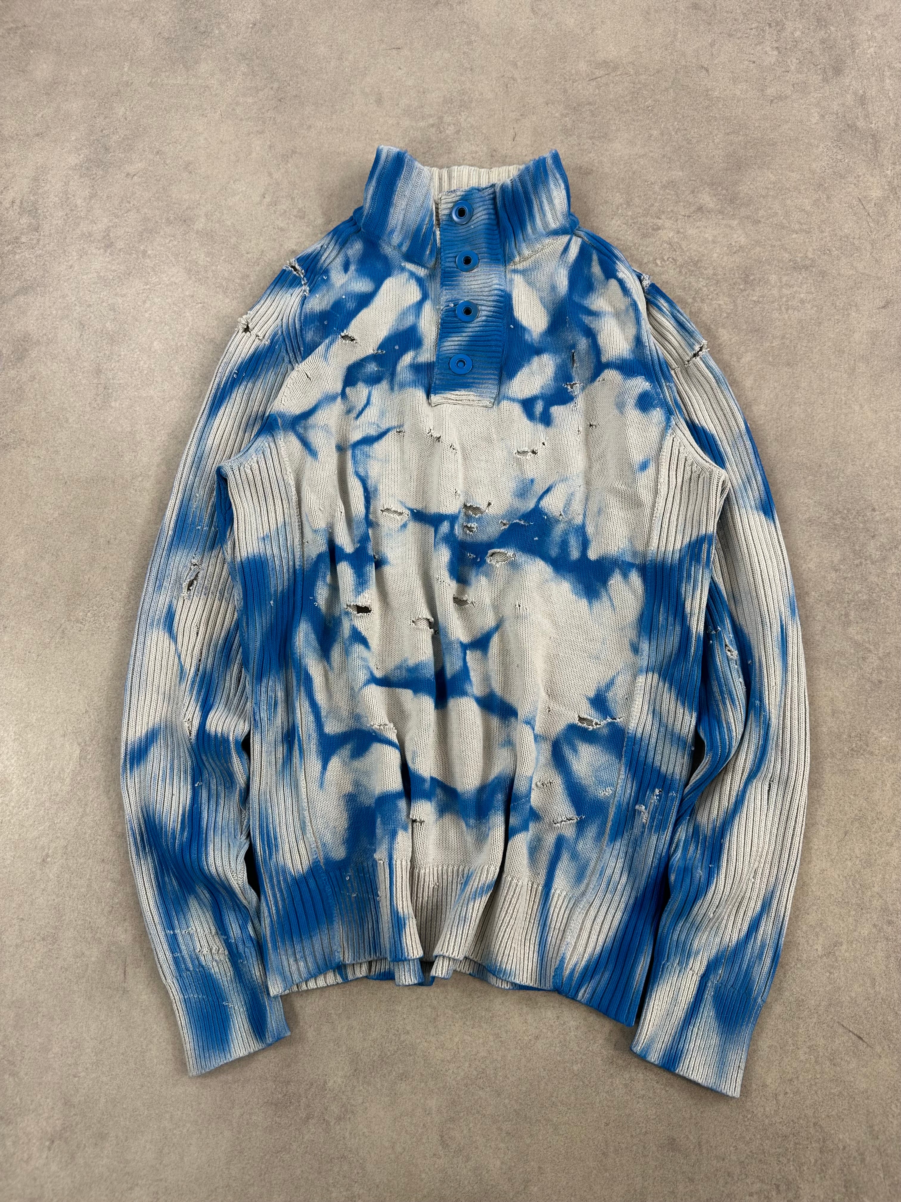 Mid zip disstresed knitted sweater custom y2k (M)