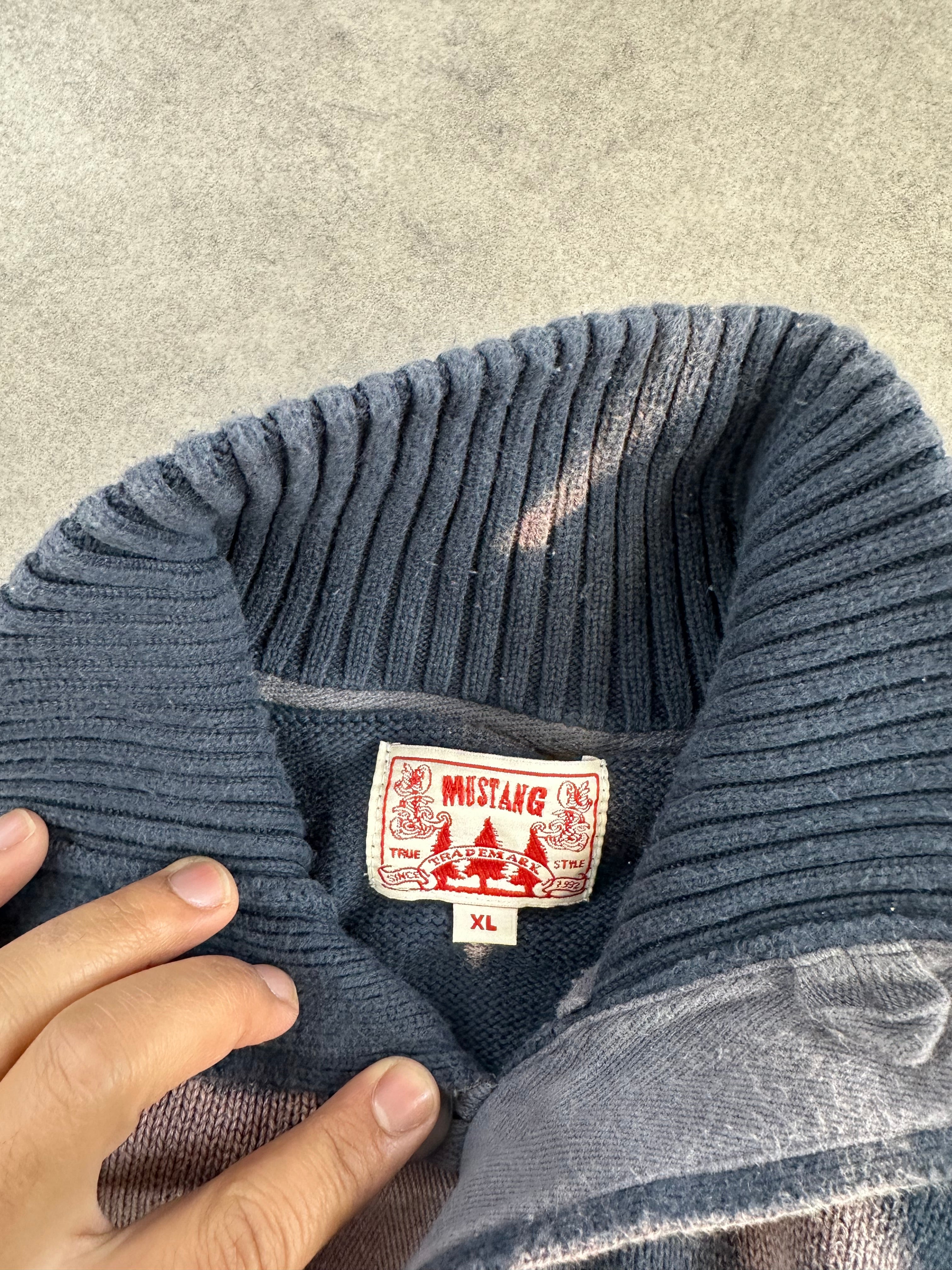 Mid zip knitted sweater y2k custom (XL)