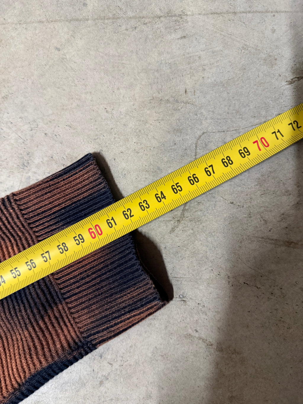 Vintage Knitted Bleached Y2k Sweater custom (S)