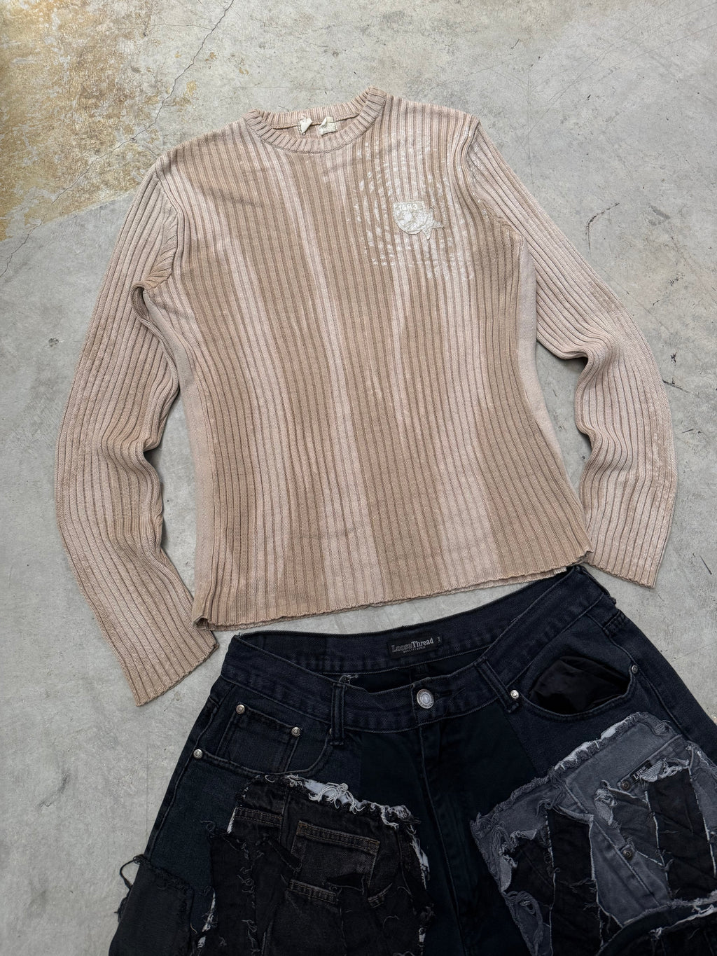 Vintage Knitted Bleached sweater (L)