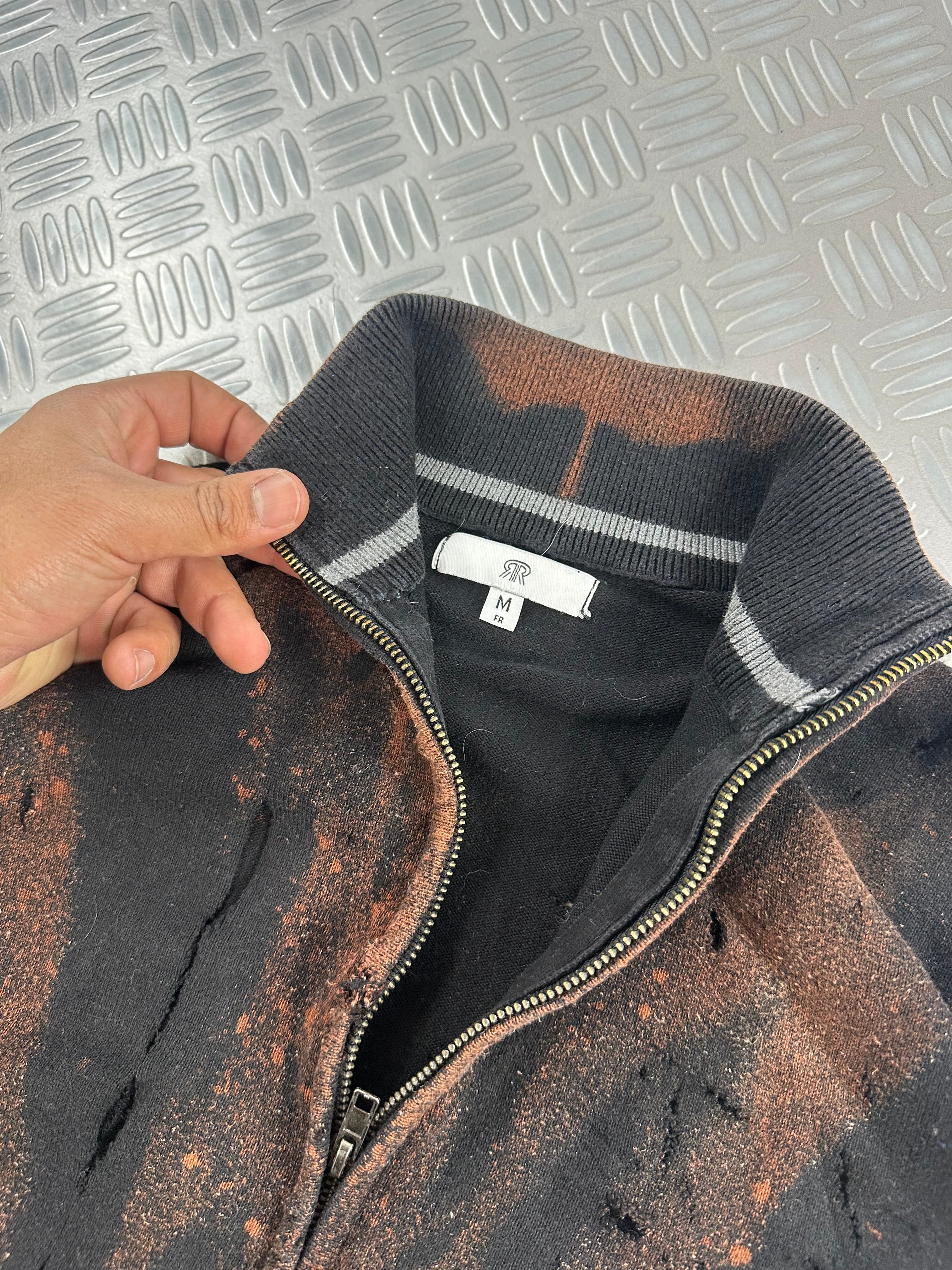 Disstresed full zip sweater custom y2k (M)