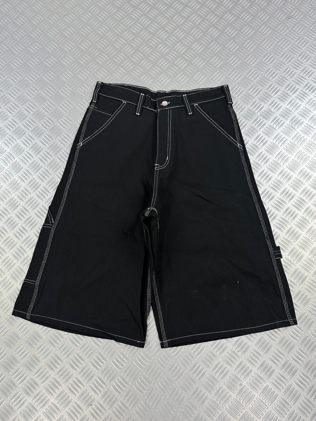 Black baggy jorts y2k 2000’s (M)