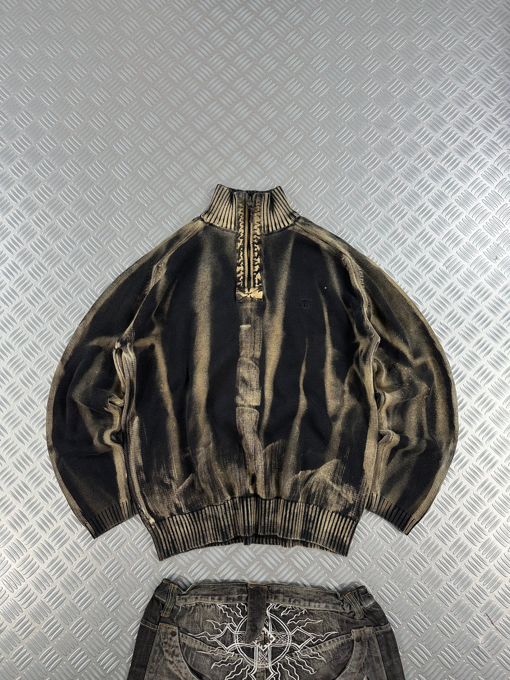 Vintage Knitted Y2k Mid Zip bleached Sweater (XL)