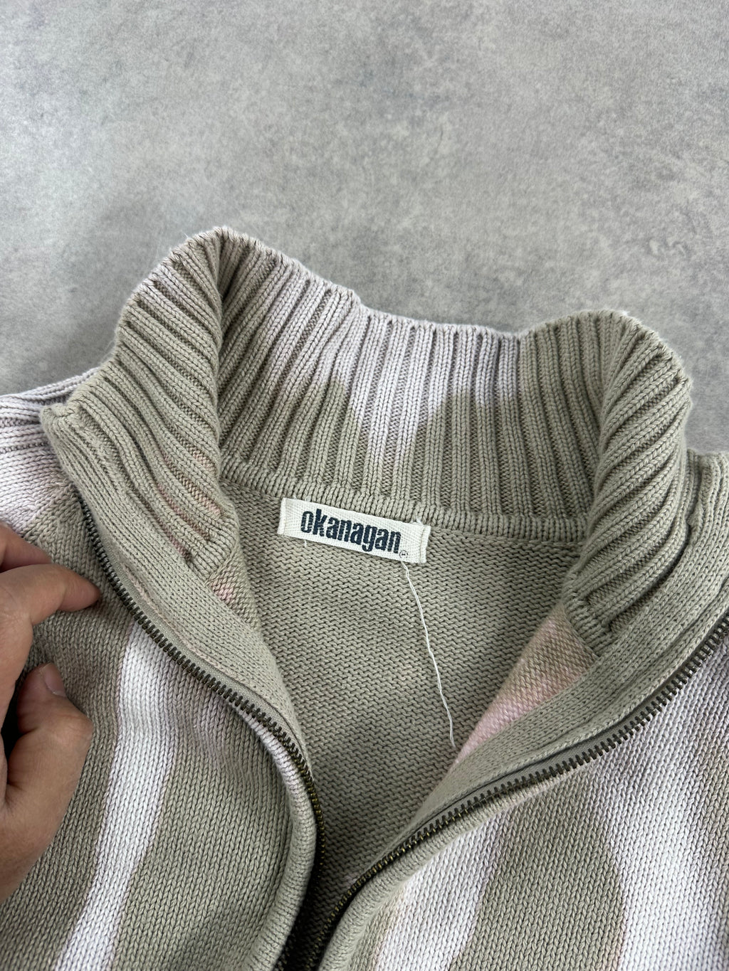 Full zip up knitted sweater custom y2k (L)