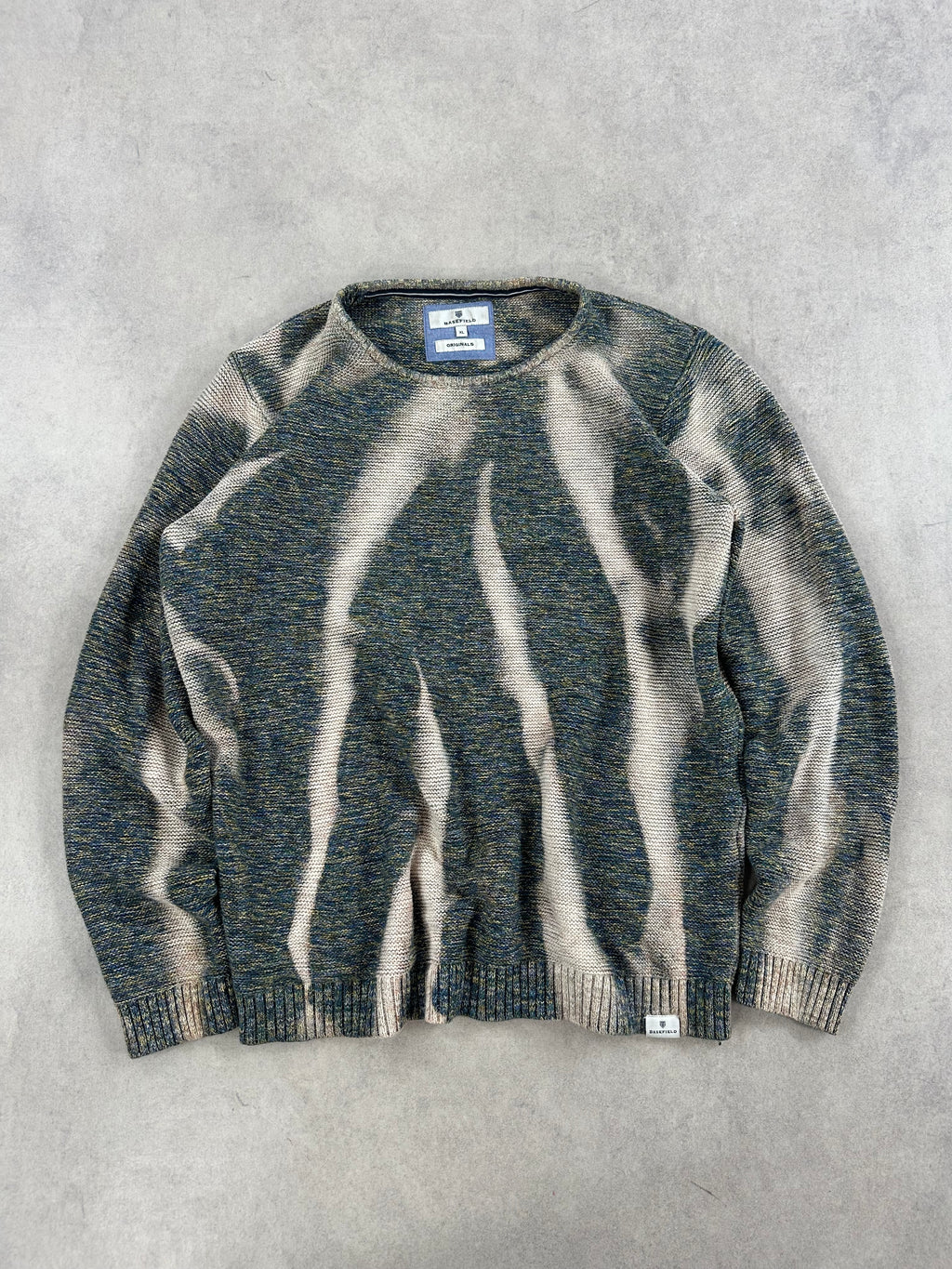 Vintage Y2k Knitted Bleached sweater custom (XL)