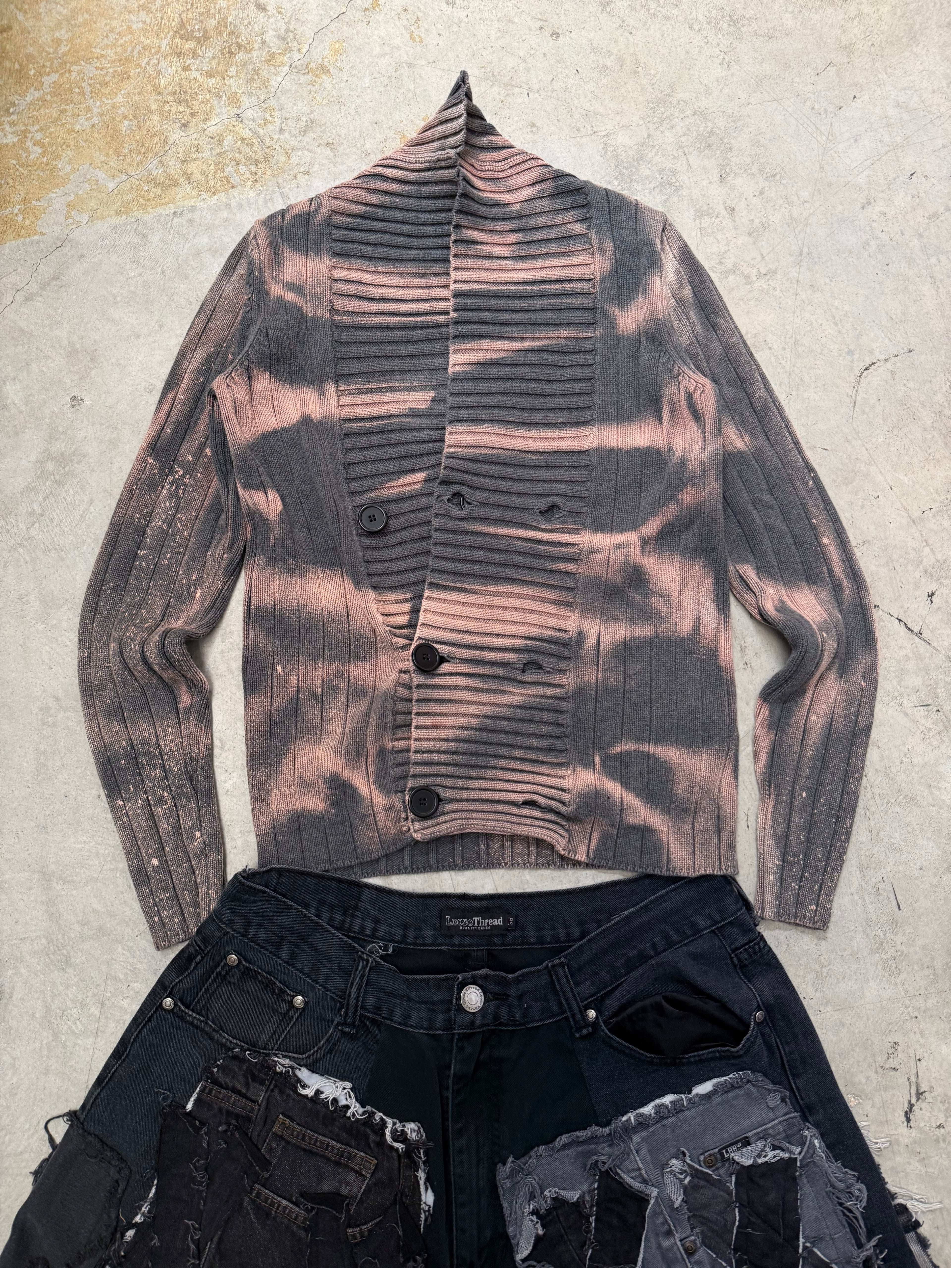 Vintage Y2k Knitted Bleached Cardigan Sweater (M)
