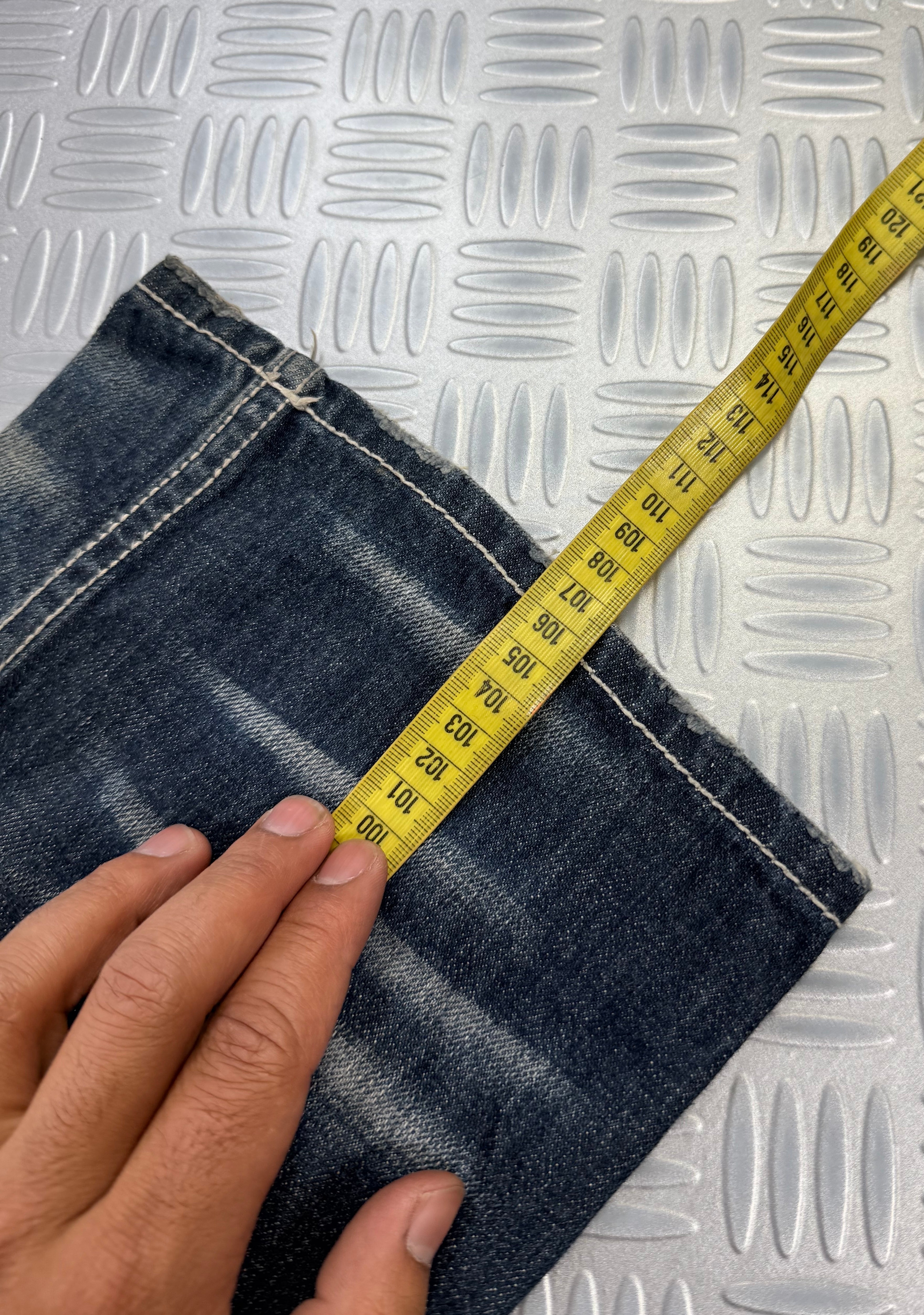 Vintage Japanese bootcut faded jeans (M)
