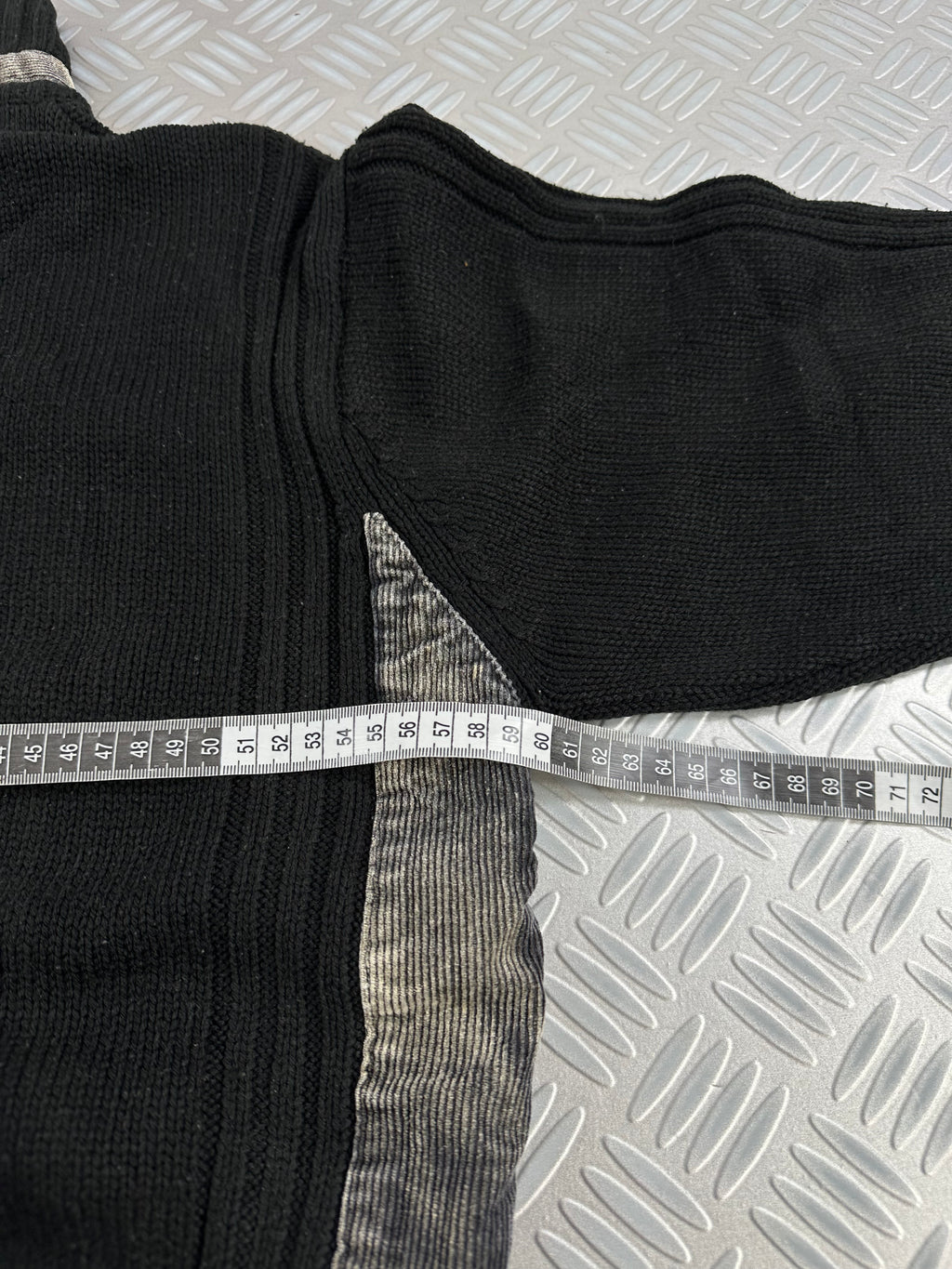 Vintage Knitted Y2k Bleached Sweater (XL)
