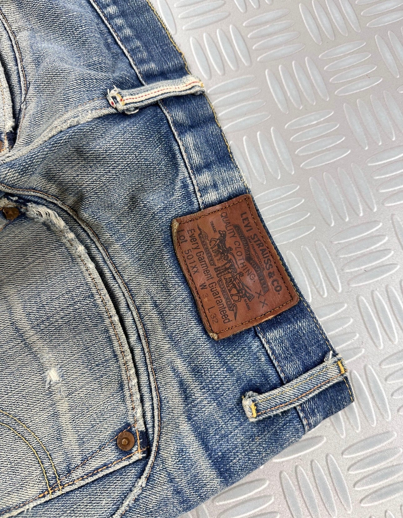 Levis Japanese y2k Flared Jeans Faded original japan Asia